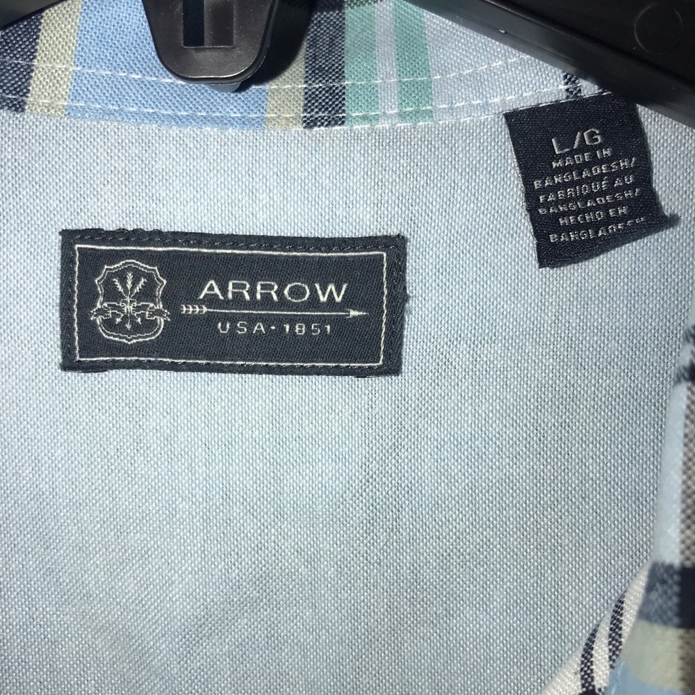 Men’s button down - Picture 2 of 3